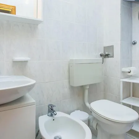 Apartment Cozy In With Wifi Lokva Rogoznica